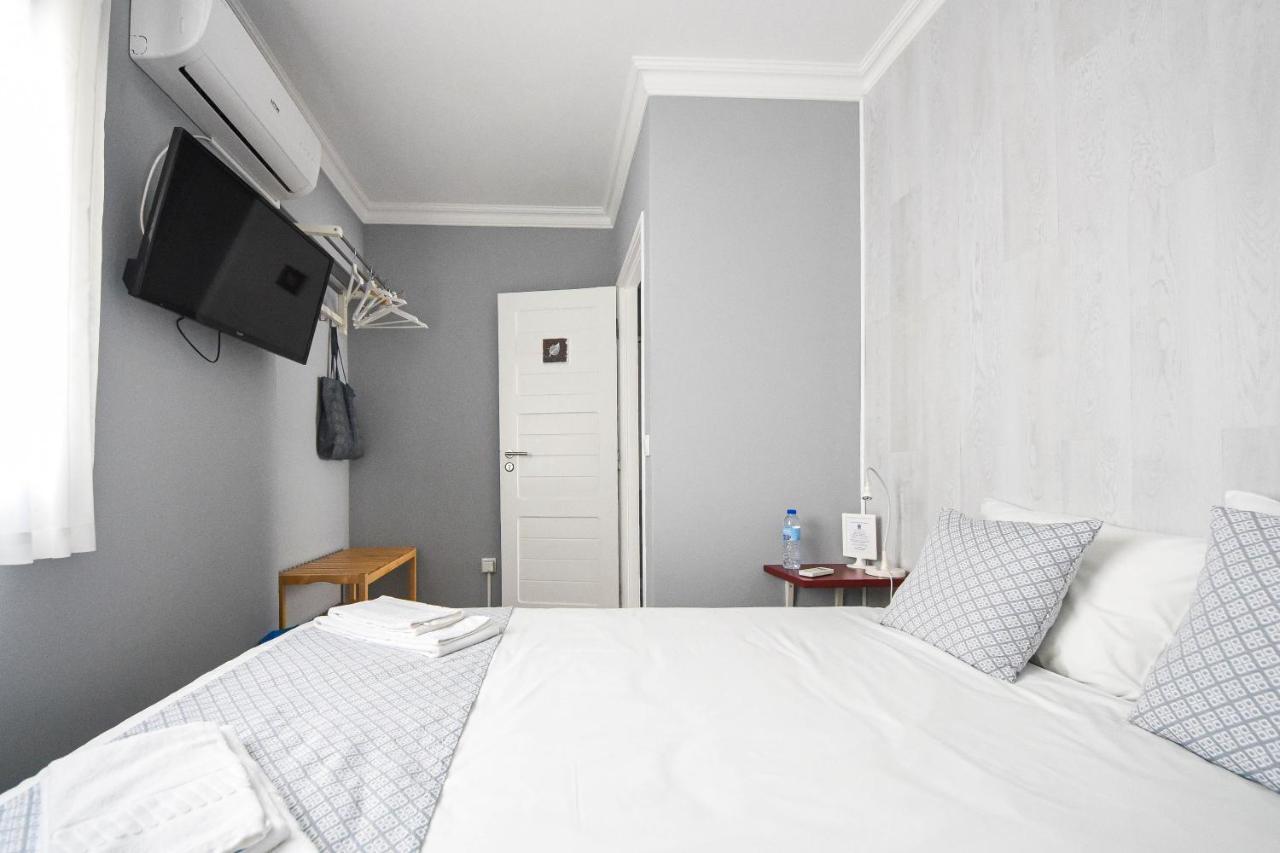 Blue Door ลากอส ภายนอก รูปภาพ